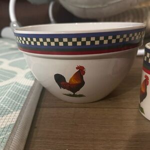 Rustic Rooster Ceramic Bowl with Checkered Design